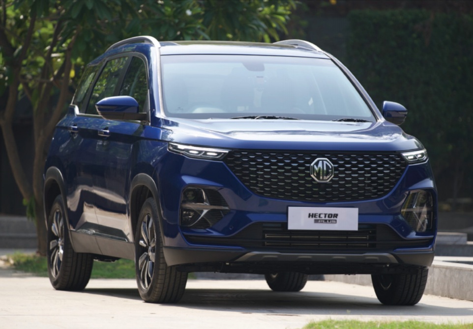 MG Hector Plus Booking Opened, Launch Soon