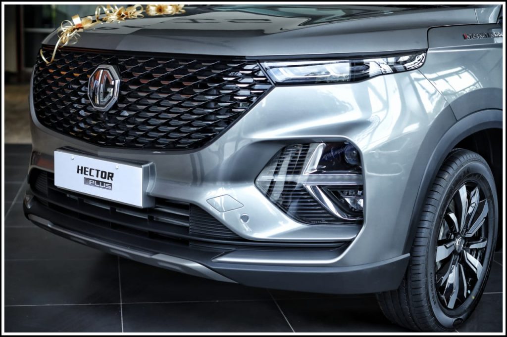 MG-Hector-Plus-launched-in-India-3